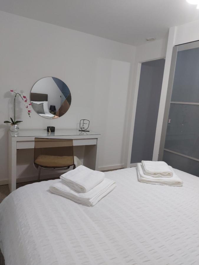 Lovely 1-Bedroom Condo With Parking On Premises Minworth Exterior foto